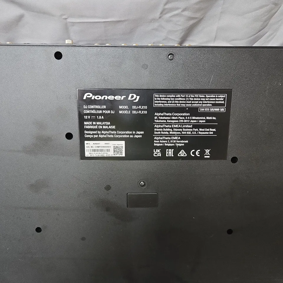 Pioneer DJ DDJ-FLX10 DJ Controller with Cables