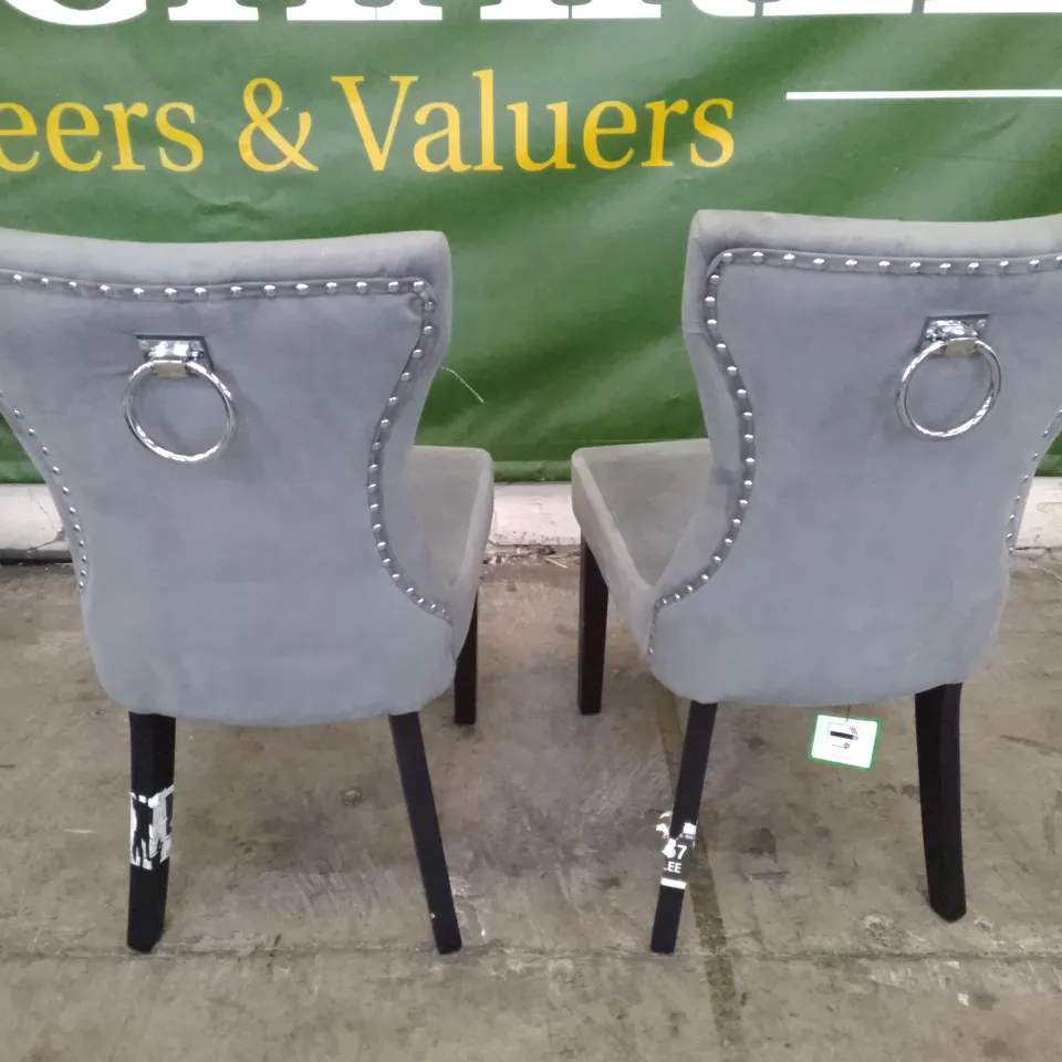 SET OF 2 NEW KENSINGTON GREY VELVET BUTTON BACK DINING CHAIR (BLACK LEG)