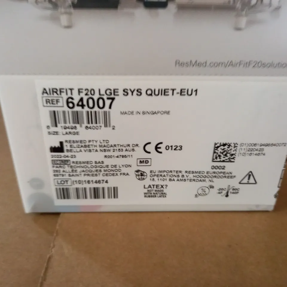 RESMED AIRFIT F20 