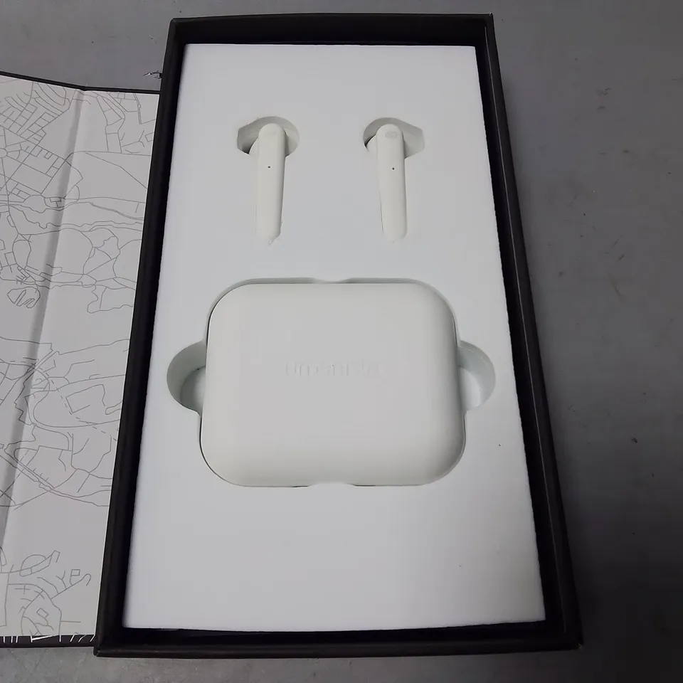 BOXED URBANISTA STOCKHOLM TRUE WIRELESS EARBUDS