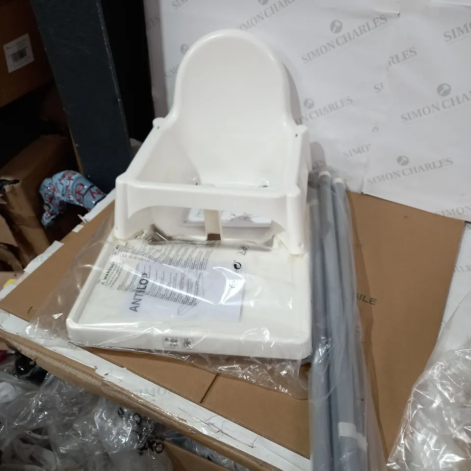 ANTILOP WHITE/GREY HIGH CHAIR