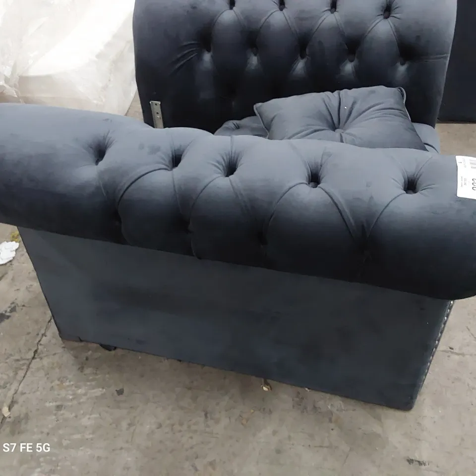 DESIGNER CHESTERFIELD STYLE EASY CHAIR PLUSH DENIM BLUE FABRIC 