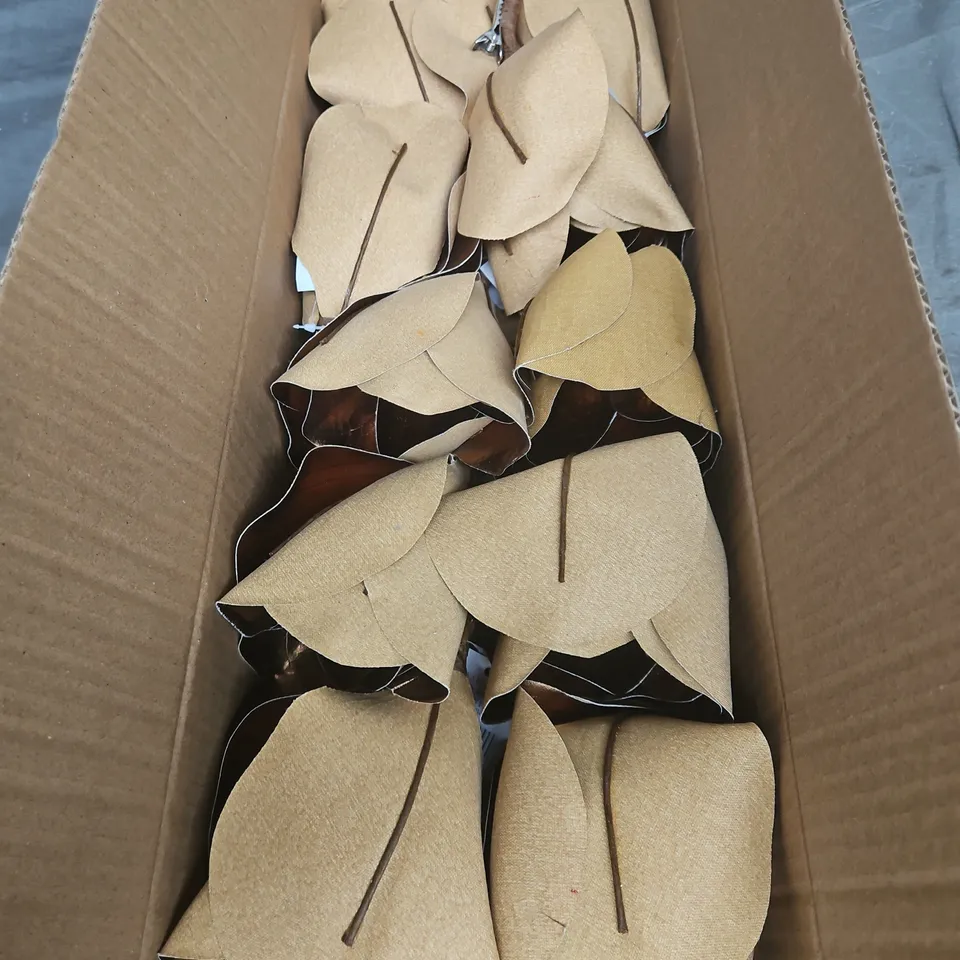 12 X GISELA GRAHAM FAUX FLOWER CLIP ON DECORATIONS 
