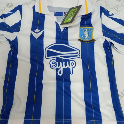 SHEFFIELD WEDNESDAY KIDS HOME SHIRT & SHORTS - '4 DODD' - SIZE 18