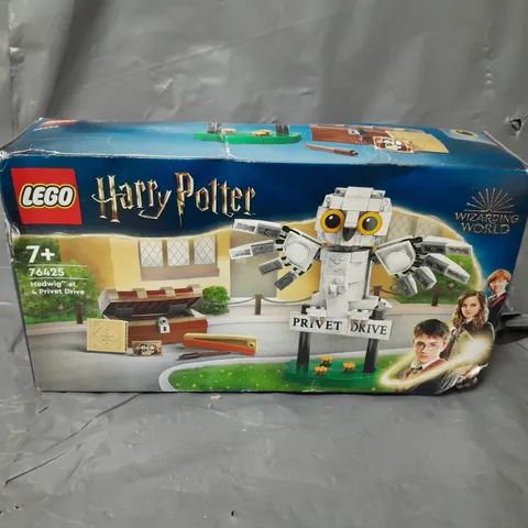 LEGO HARRY POTTER HEDWIG AT 4 PRIVET DRIVE 