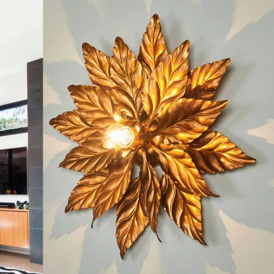 BOXED UNIQUE WALL LIGHT WITH ANTIQUE GOLD LEAVES 40cm