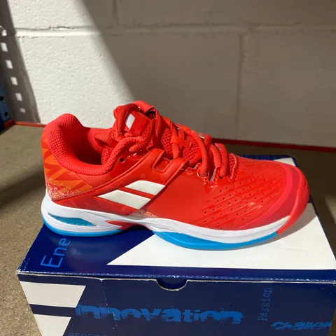 BOXED PAIR OF BABOLAR RED SHOES SIZE 1.5