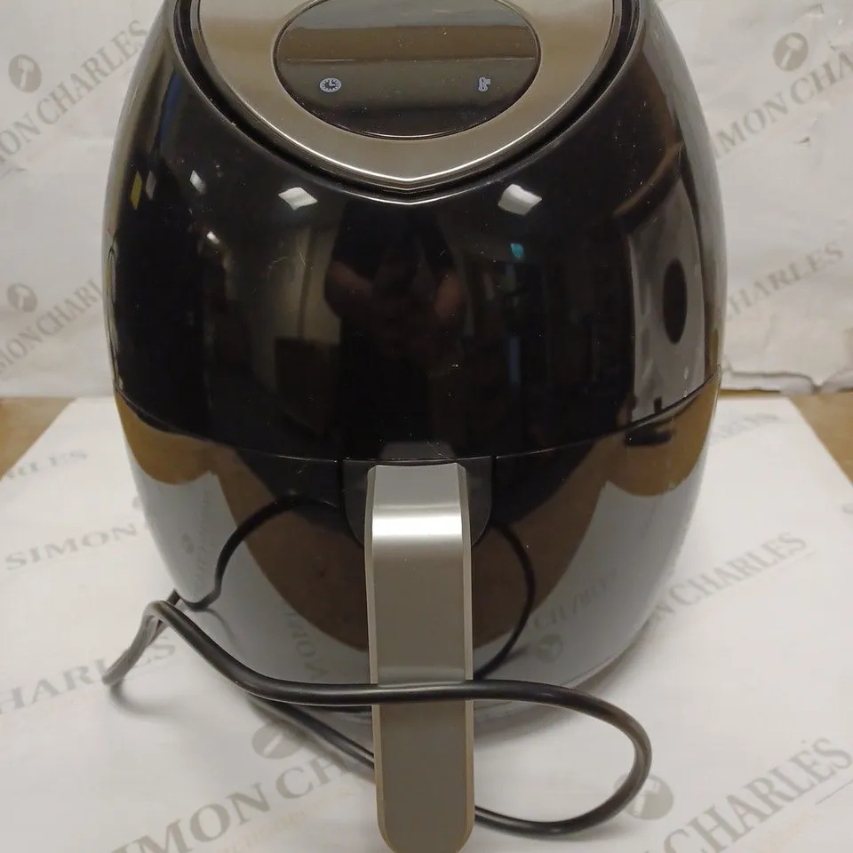VENGA BLACK AIR FRYER 