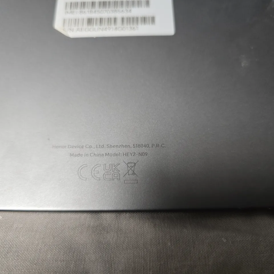 HONOR TABLET HEY2-N09 – BLACK, REAR CAMERA CENTER