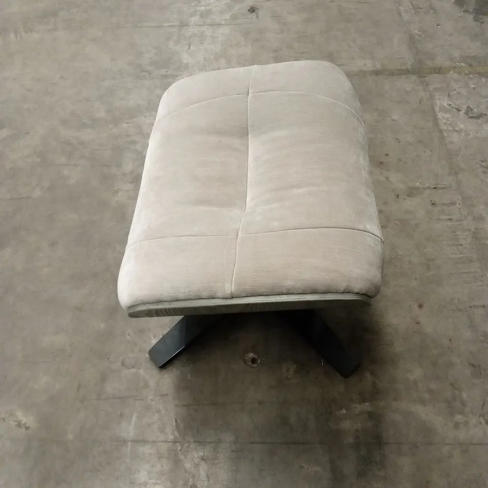 QUALITY DESIGNER FOOTSTOOL
