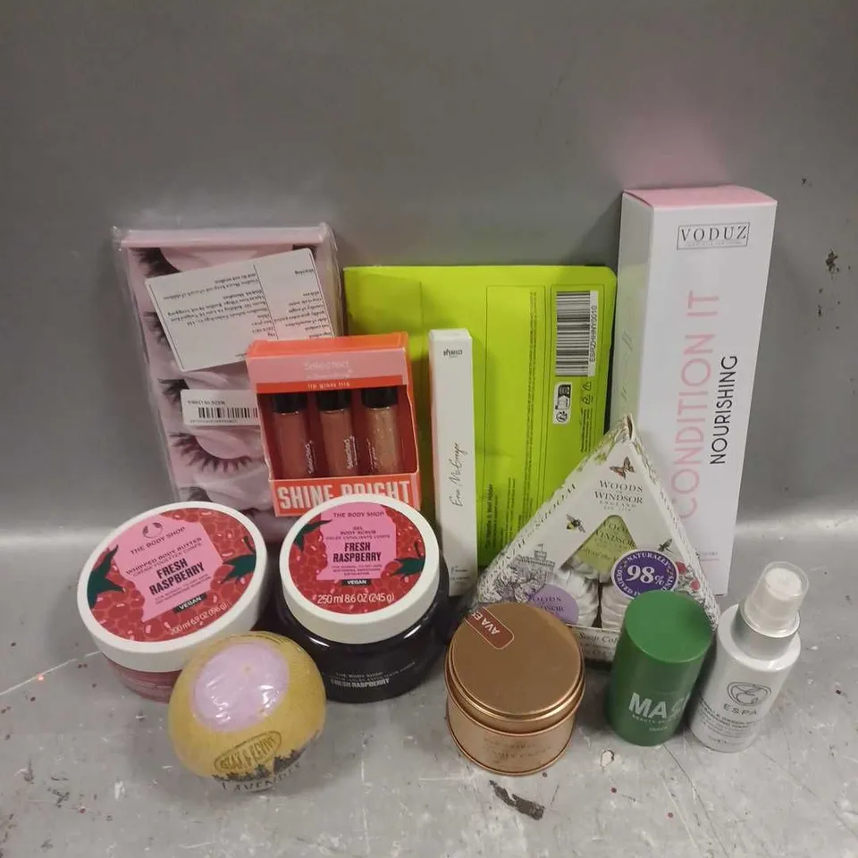 APPROXIMATELY 20 ASSORTED COSMETIC PRODUCTS INCLUDE - VODUZ NOURISHING CONDITIONER - WOODS OF WINDSOR LUXURY SOAP COLLECTION - AVA ESTELL MAGIX CREAM - ETC