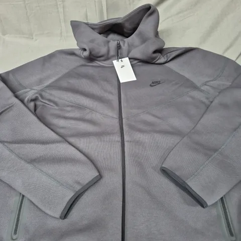 NIKE TECH FLEECE JACKET SIZE 2XL