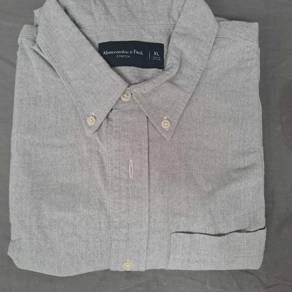 ABERCROMBIE & FITCH STRETCH LONG SLEEVE SHIRT IN GREY SIZE XL