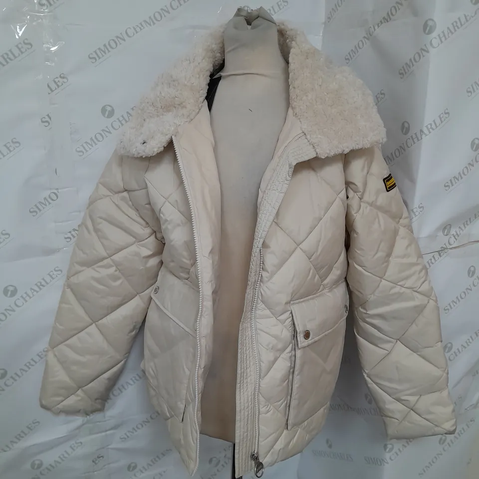 BARBOUR INTERNATIONAL QUILTED FUR COLLAR JACKET IN JASMINE SIZE 10