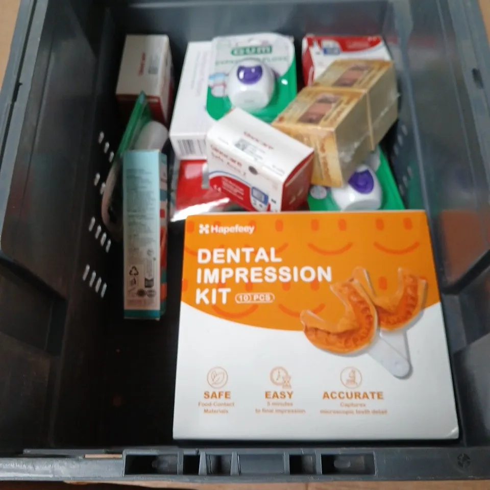 APPROXIMATELY 10 ASSORTED ITEMS INCLUDING EXPANDING DENTAL FLOSS AND TERRATHERM HEAT WRAP