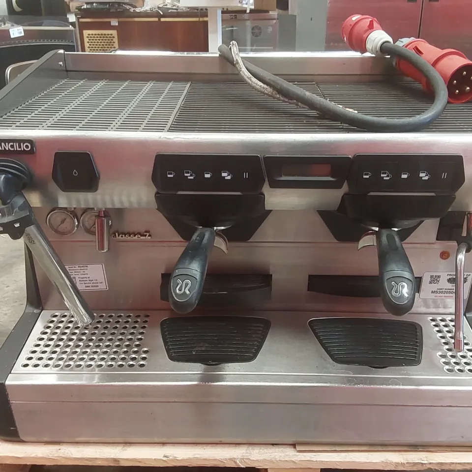 RANCILIO CLASSE 7E 2 GROUP COMMERCIAL COFFEE MACHINE WITH ISTEAM