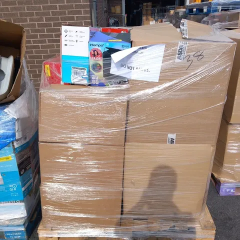 PALLET OF ASSORTED ELECTRICALS TO INCLUDE; CANON PIXMA TS3350, INTEMPO KARAOKE PARTY SPEAKER, POLAROID SOUND BAR, WIRELESS HEADPHONES AND BLACK WEB GAMING SPEAKERS