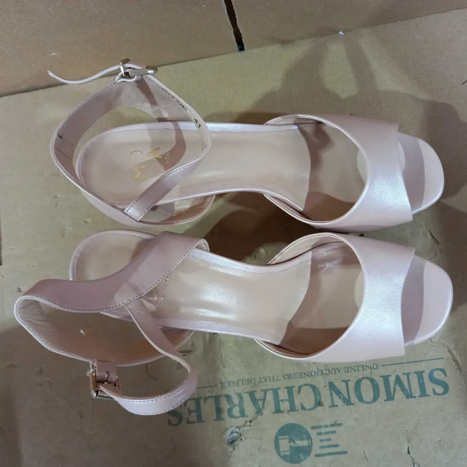 MODA-IN-PELLE RITZIE PLATFORM SANDALS - NUDE/ROSEGOLD LEATHER - UK 8