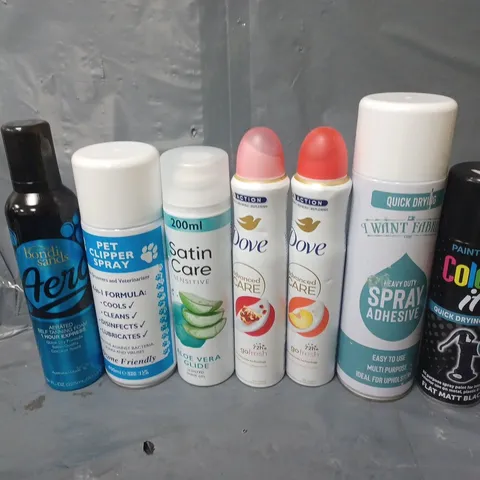 APPROXIMATELY 10 ASSORTED AEROSOLS TO INCLUDE SPRAY ADHESIVE, COLOUR IT PAINT, PET CLIPPER SPRAY, ETC - COLLECTION ONLY