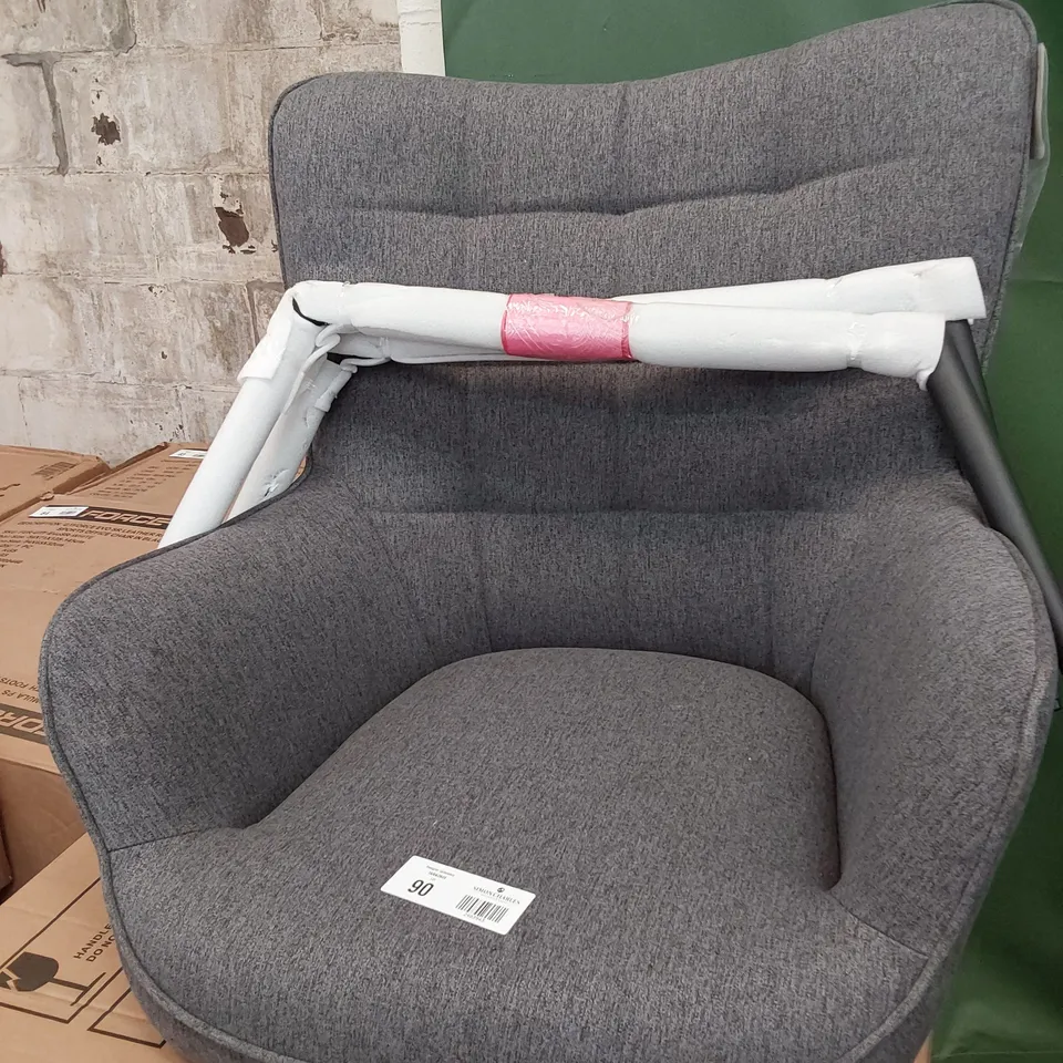 DESIGNER UPHOLSTERED GREY FABRIC CHAIR ON BLACK METAL LEGS 