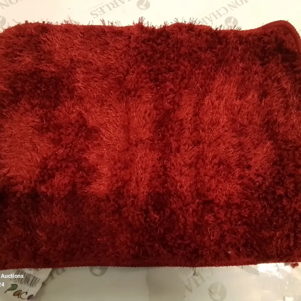 BRAND NEW PACO HOME 40X55CM RED BATH MAT