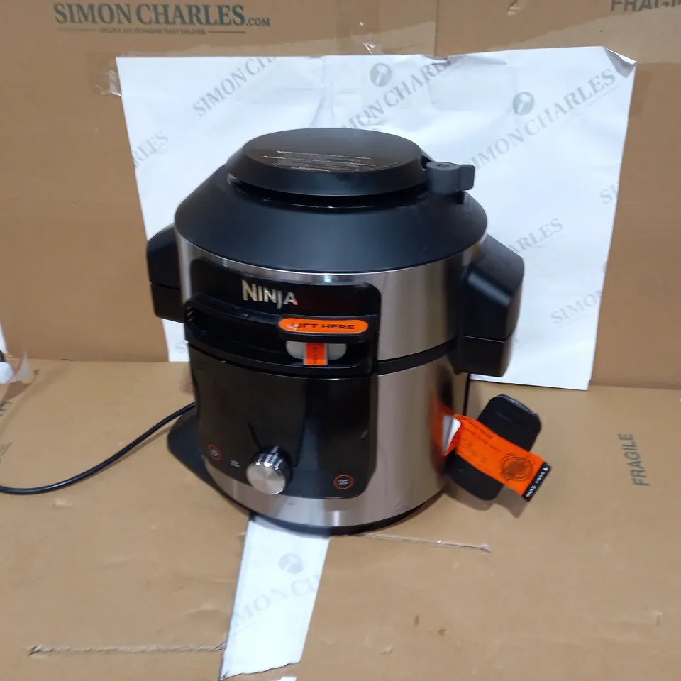 NINJA FOODI SMARTLID 7.5L 15 IN 1 MULTI COOKER & AIR FRYER