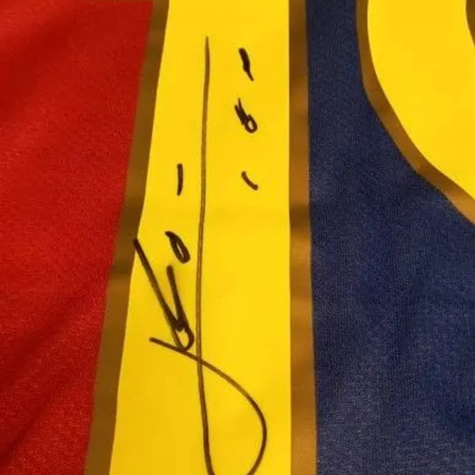 BARCELONA FC HOME JERSEY SIGNED BY LIONEL MESSI WITH CERTIFICATE OF AUTHENTICITY