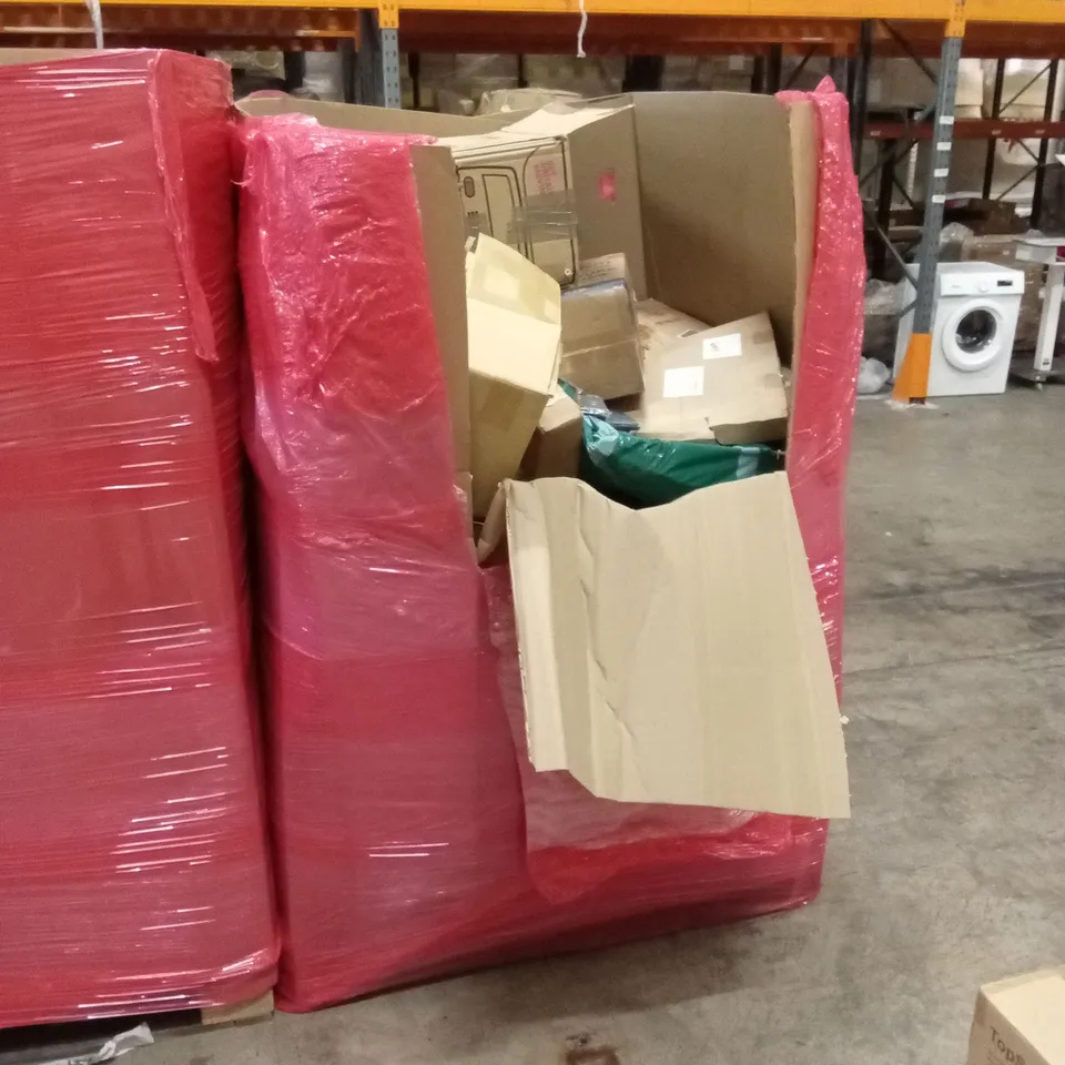PALLET OF ASSORTED HOUSEHOLD GOODS & PRODUCTS TO INCLUDE; FOOD PROCESSORS, DEHUMIDIFIER, BOXED FURNITURE ETC 