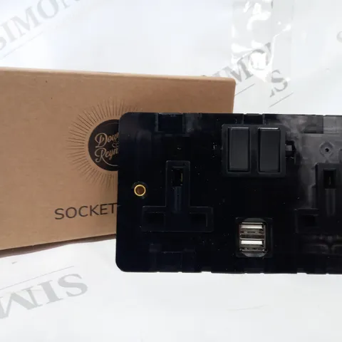 BOXED DOWSING & REYNOLDS 2 GANG WALL SOCKET WITH USB
