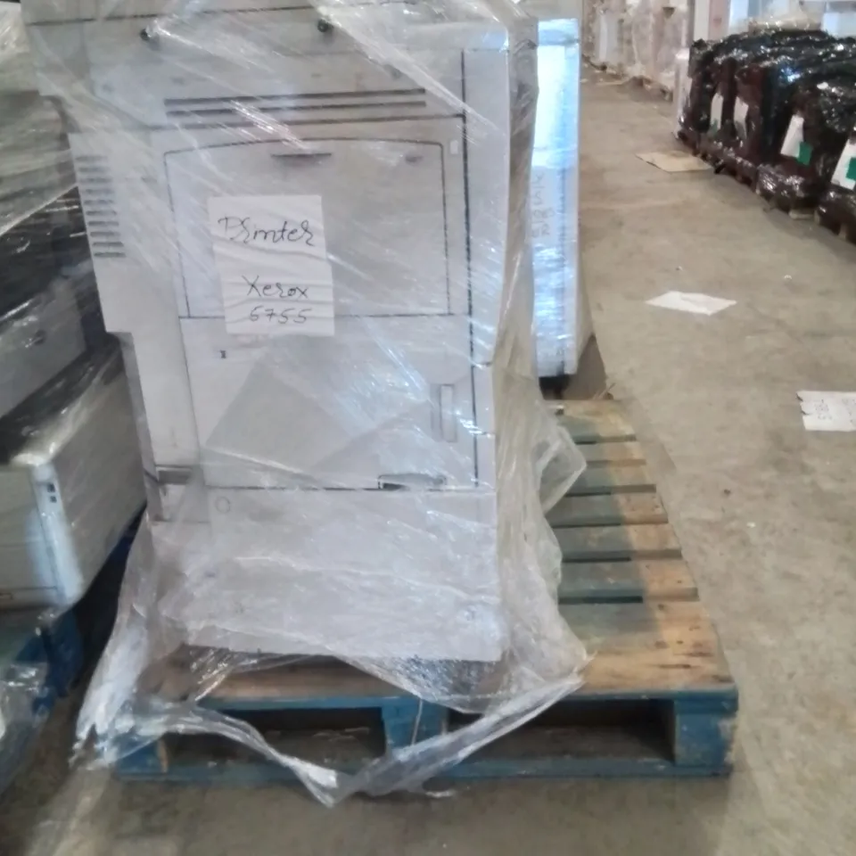 PALLET CONTAINING PRINTERS