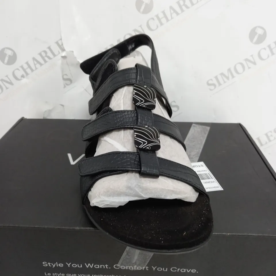 BOXED PAIR OF VIONIC REST AMBER SANDAL BLACK SIZE 7