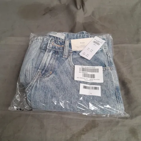 HOLLISTER LOW RISE BAGGY JEANS IN BLUE SIZE W23R