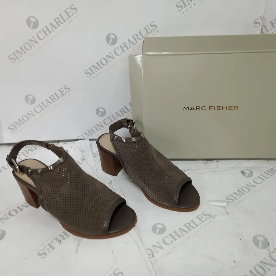 SIZE 6 MARC FISHER LIGHT BROWN SUEDE SANDAL BOXED 