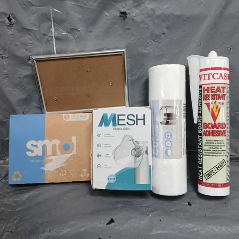 BOX OF APPROXIMATELY 14 ASSORTED ITEMS TO INCLUDE - MESH NEBUKUZER , SMOL , FRAME ETC