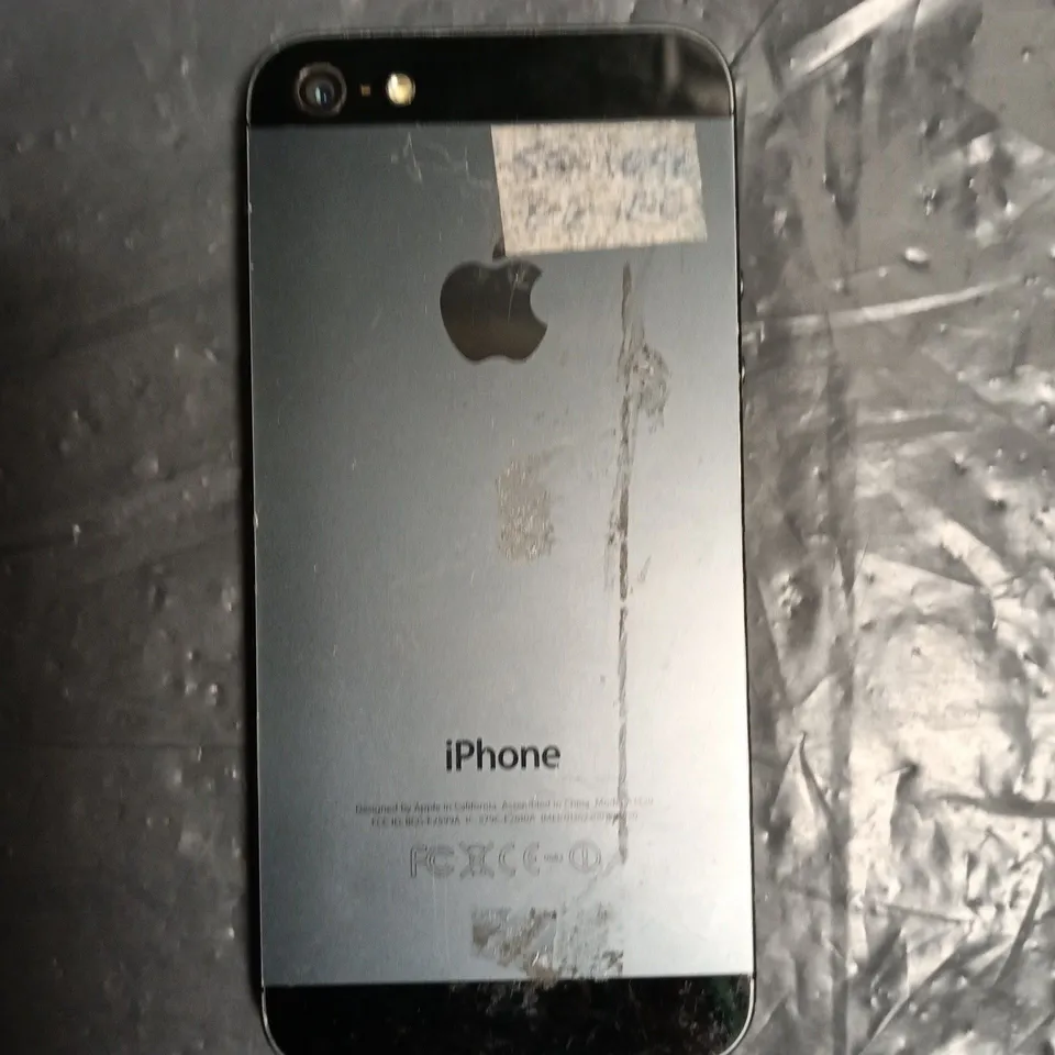 APPLE IPHONE 5 SMARTPHONE 
