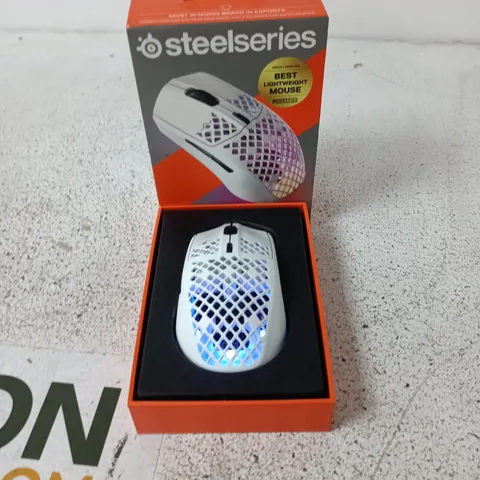 STEELSERIES WHITE LIGHTWEIGHT GAMING MOUSE – BOXED