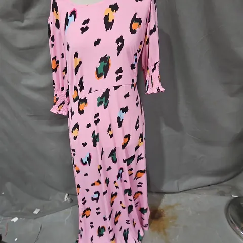 WOMEN'S PINK PRINTED MAXI DRESS WITH ABSTRACT LEOPARD PATTERN NEON MARL