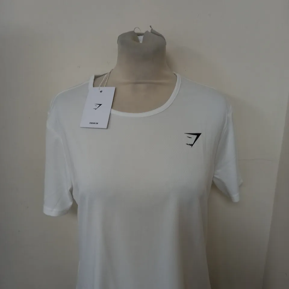 GYMSHARK TRAINING SHIRT SIZE L