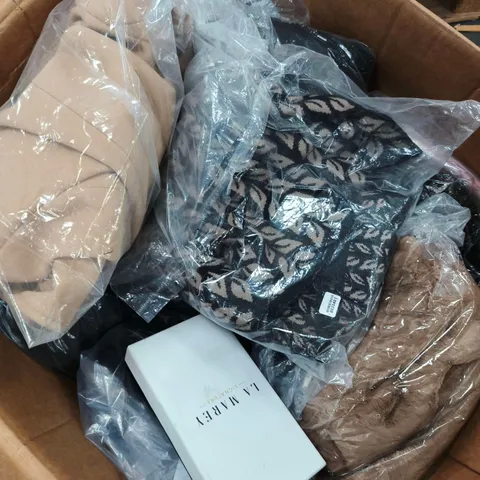 APPROXIMATELY 20 ASSORTED CLOTHING ITEMS IN VARIOUS SIZES, STYLES & COLOURS TO INCLUDE BRANDS SUCH AS LA MAREY, &MAISI, SUGAR CRISP, ETC - COLLECTION ONLY