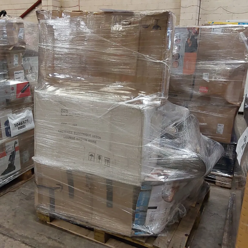 PALLET OF APPROXIMATELY UNPROCESSED RAW RETURN HOUSEHOLD AND ELECTRICAL GOODS TO INCLUDE;
