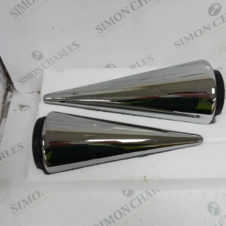 BOXED KELLY HOPPEN SET OF 2 INDOOR/OUTDOOR PRELIT GLASS DECOR - REFLECTIVE CONES