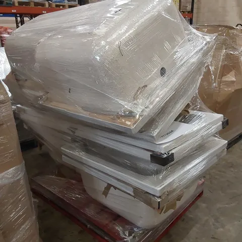 PALLET TO CONTAIN A LARGE ASSORTMENT OF BATHS