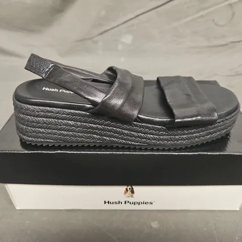 BOXED PAIR OF HUSH PUPPIES RACHEL STRAP SANDALS - UK SIZE 6