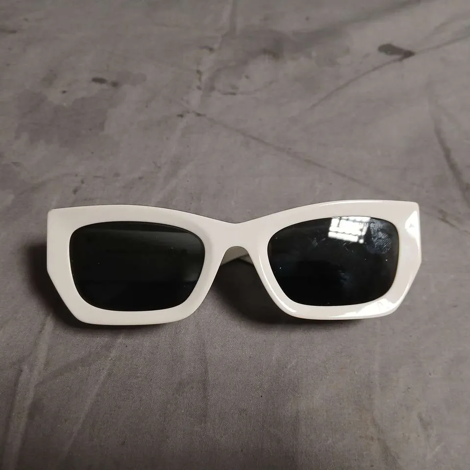 MIU MIU WHITE FRAME SUNGLASSES WITH GOLD LOGO ARMS