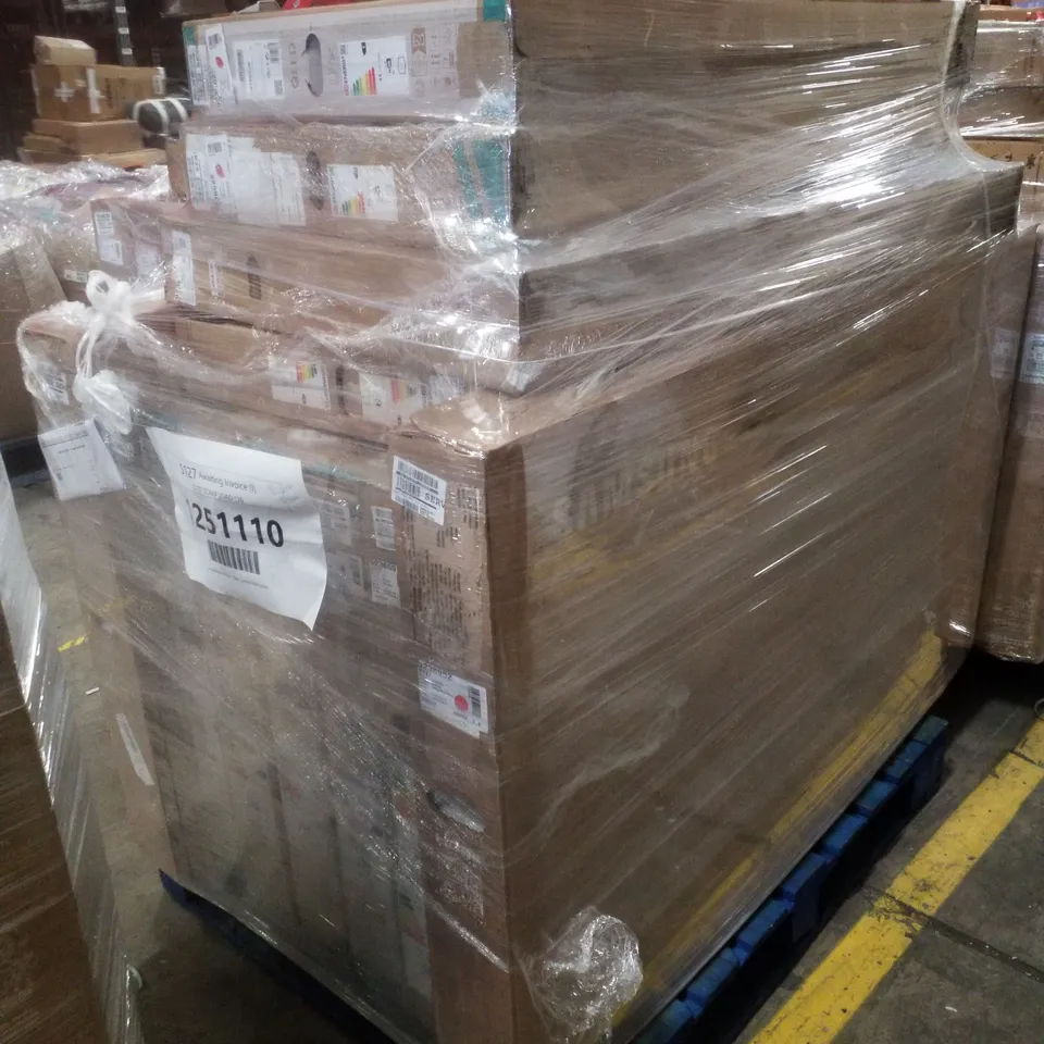 PALLET CONTAINING 11 DAMAGED TVS