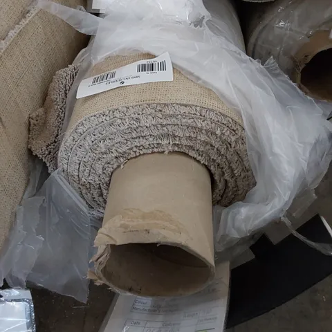 ROLL OF QUALITY FIRST IMPRESSIONS CARPET // SIZE: APPROXIMATELY 4 X 3.1m