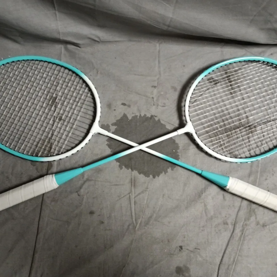 UNBRANDED BADMINTON RACKET PAIR IN WHITE/SPEARMINT