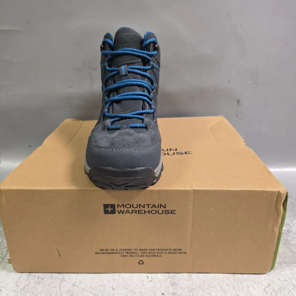 BOXED PAIR OF MOUNTAIN WAREHOUSE RAPID WOMENS WATERPROOF HIKING BOOTS IN GREY SIZE UK 8