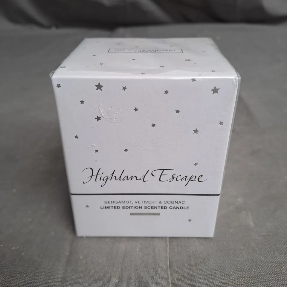 BOXED AND SEALED THE WHITE COMPANY LIMITED EDITION SCENTED CANDLE 