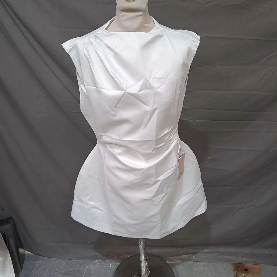 ODDMUSE THE ULTIMATE MUSE SATIN STRAIGHT NECK MINI DRESS IN WHITE SIZE L